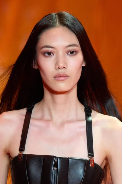 Look 21